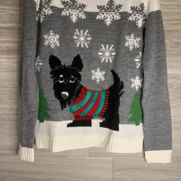 Women’s Carolyn Taylor Dog Christmas Sweater - Picture 2 of 7